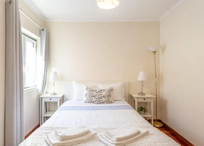 Central, Com Estacionamento Gratuito * Lisboa